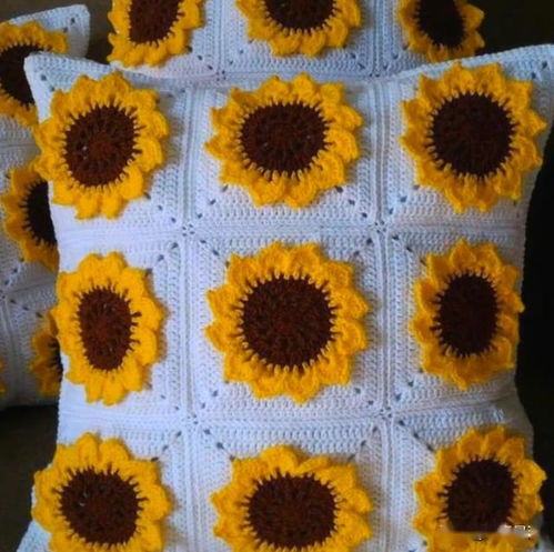 会编织了不起 这些漂亮的抱枕罩子全是钩织的,你是否喜欢